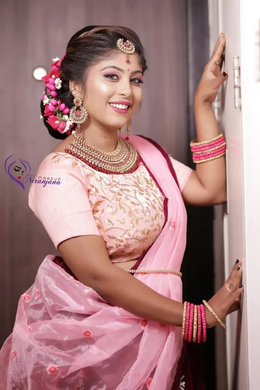 Behind the scenes — bridal makeup application by Niranjana, Chennai