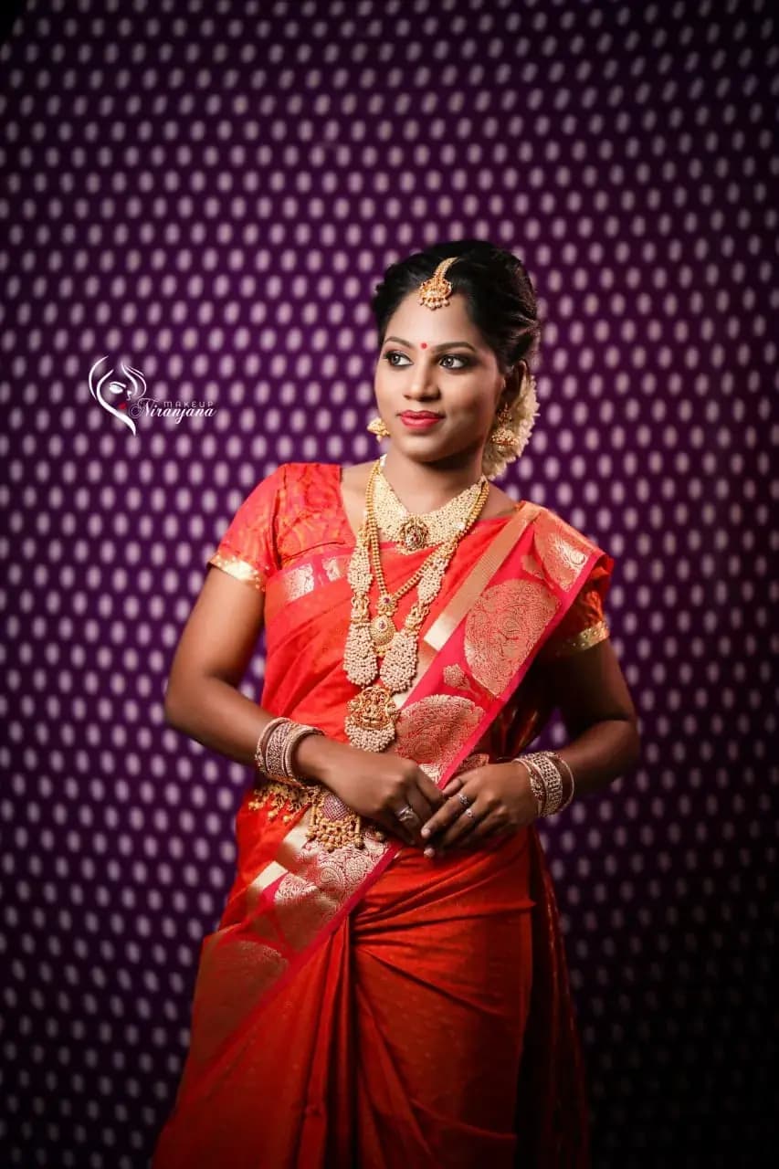 Behind the scenes — bridal makeup application by Niranjana, Chennai