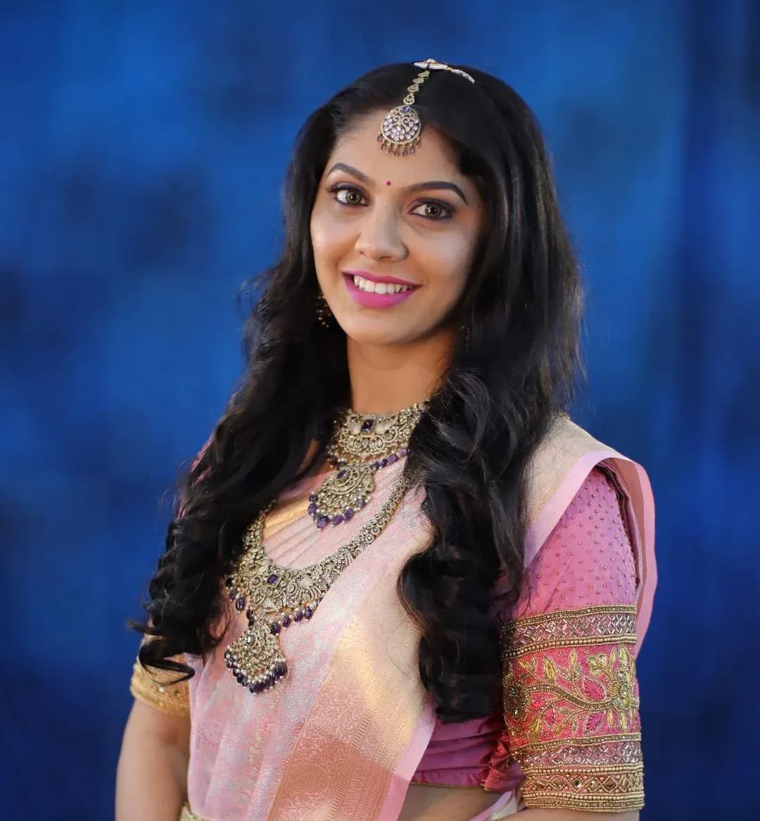 Reception makeup look 10 by Makeup Niranjana, Chennai