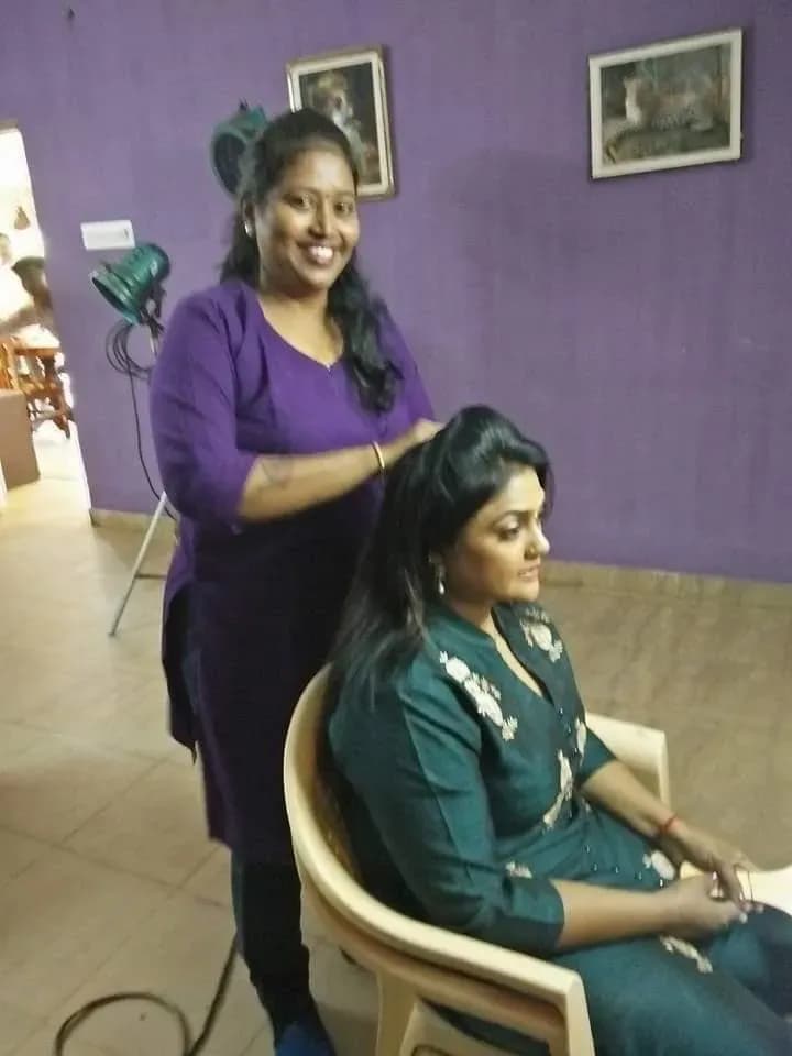 Behind the scenes — bridal makeup application by Niranjana, Chennai