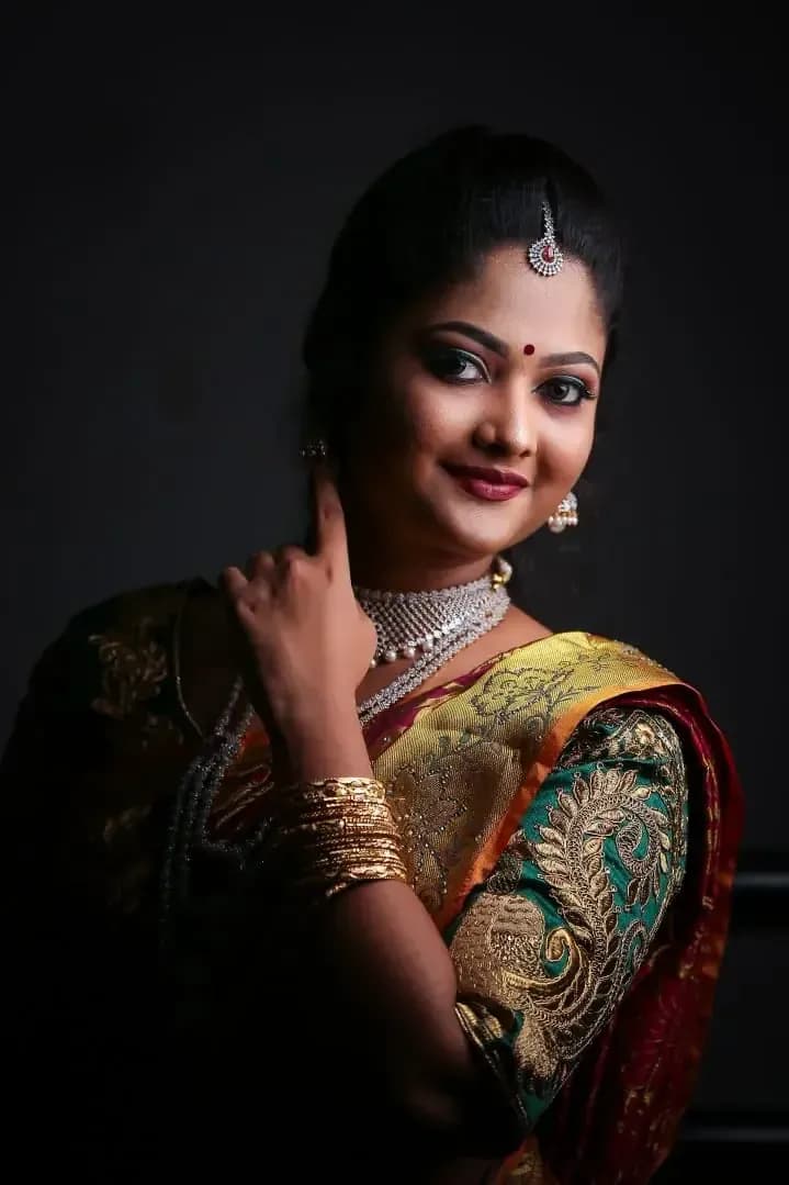 Behind the scenes — bridal makeup application by Niranjana, Chennai